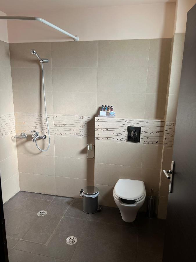Aenaon Rooms Нафплион Экстерьер фото