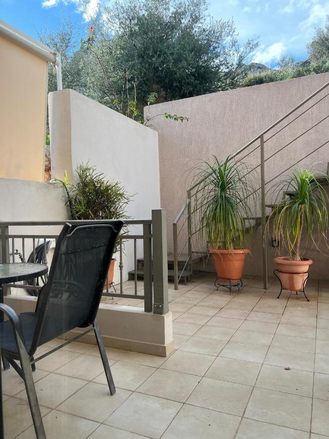 Aenaon Rooms Нафплион Экстерьер фото