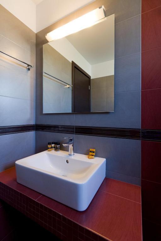 Aenaon Rooms Нафплион Номер фото