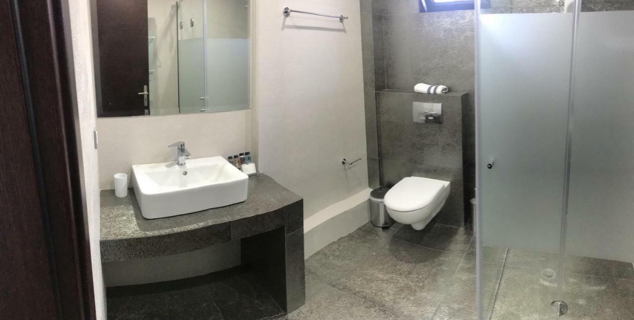 Aenaon Rooms Нафплион Экстерьер фото
